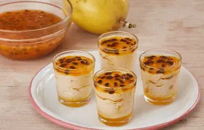 Mousse de queso y maracuyá